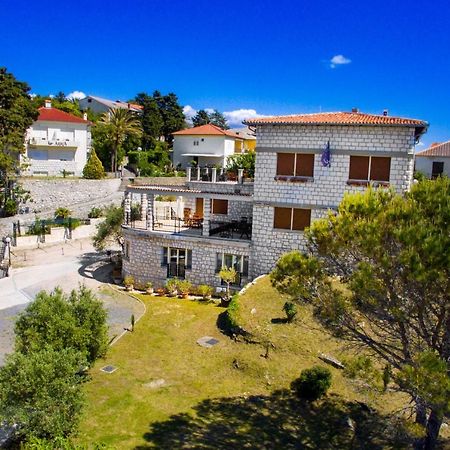 Villas Arbia - Margita Deluxe Banjol Bagian luar foto