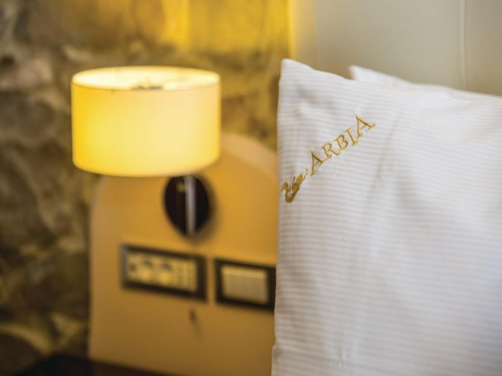 Villas Arbia - Margita Deluxe Banjol Bagian luar foto