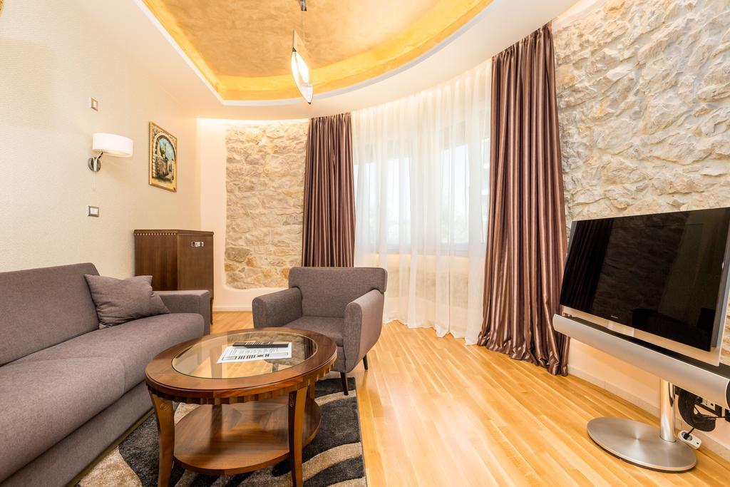 Villas Arbia - Margita Deluxe Banjol Bagian luar foto