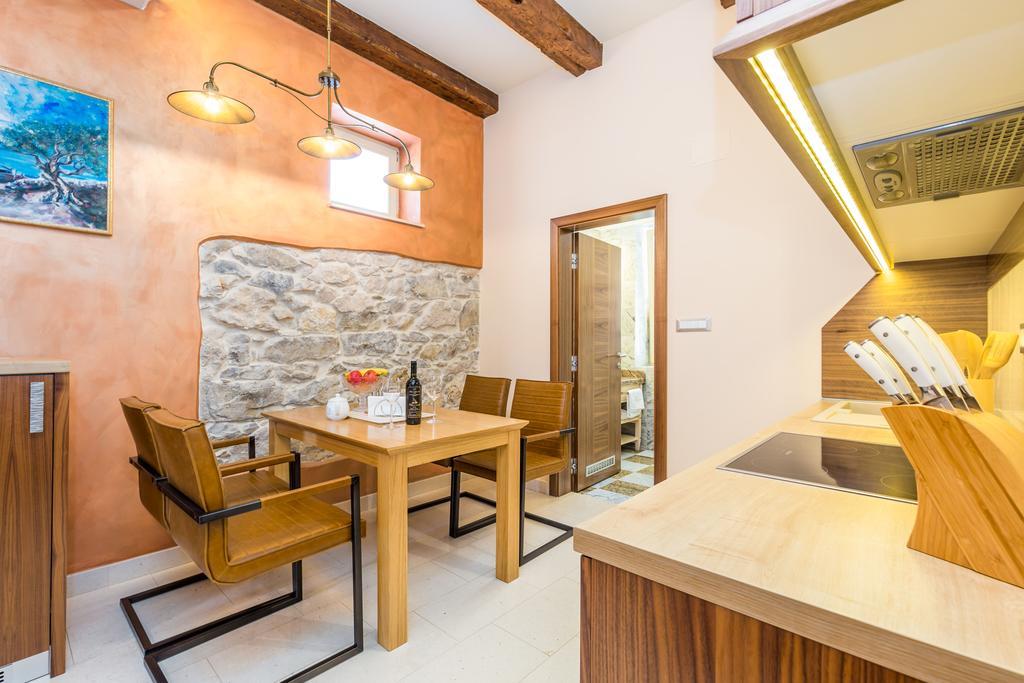 Villas Arbia - Margita Deluxe Banjol Bagian luar foto